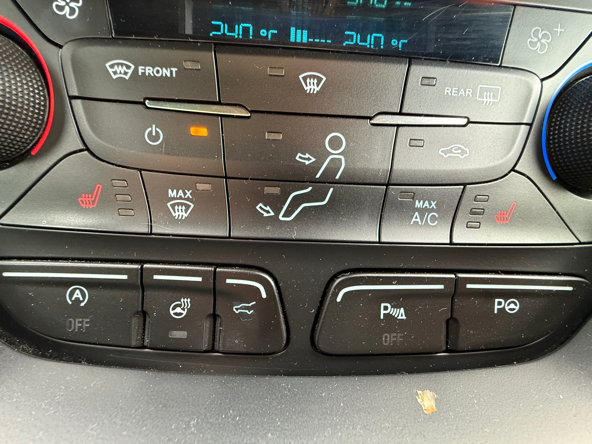 FORD Kuga 2.0 TDCi ST Line 4WD PowerShift-image-8