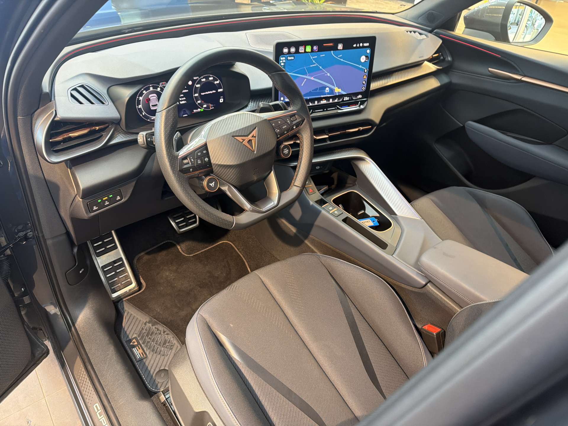 CUPRA Terramar 2.0 TSi VZ 265PS 4Drive DSG-Automat-image-5
