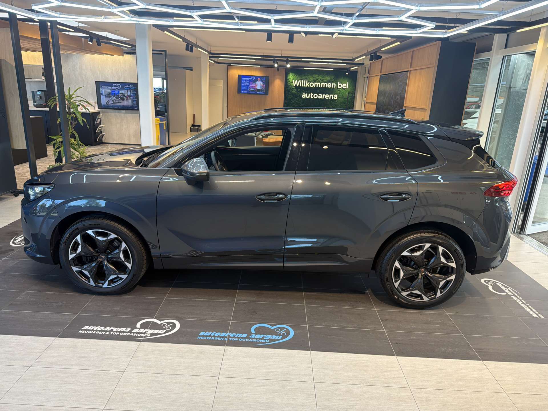 CUPRA Terramar 2.0 TSi VZ 265PS 4Drive DSG-Automat-image-13