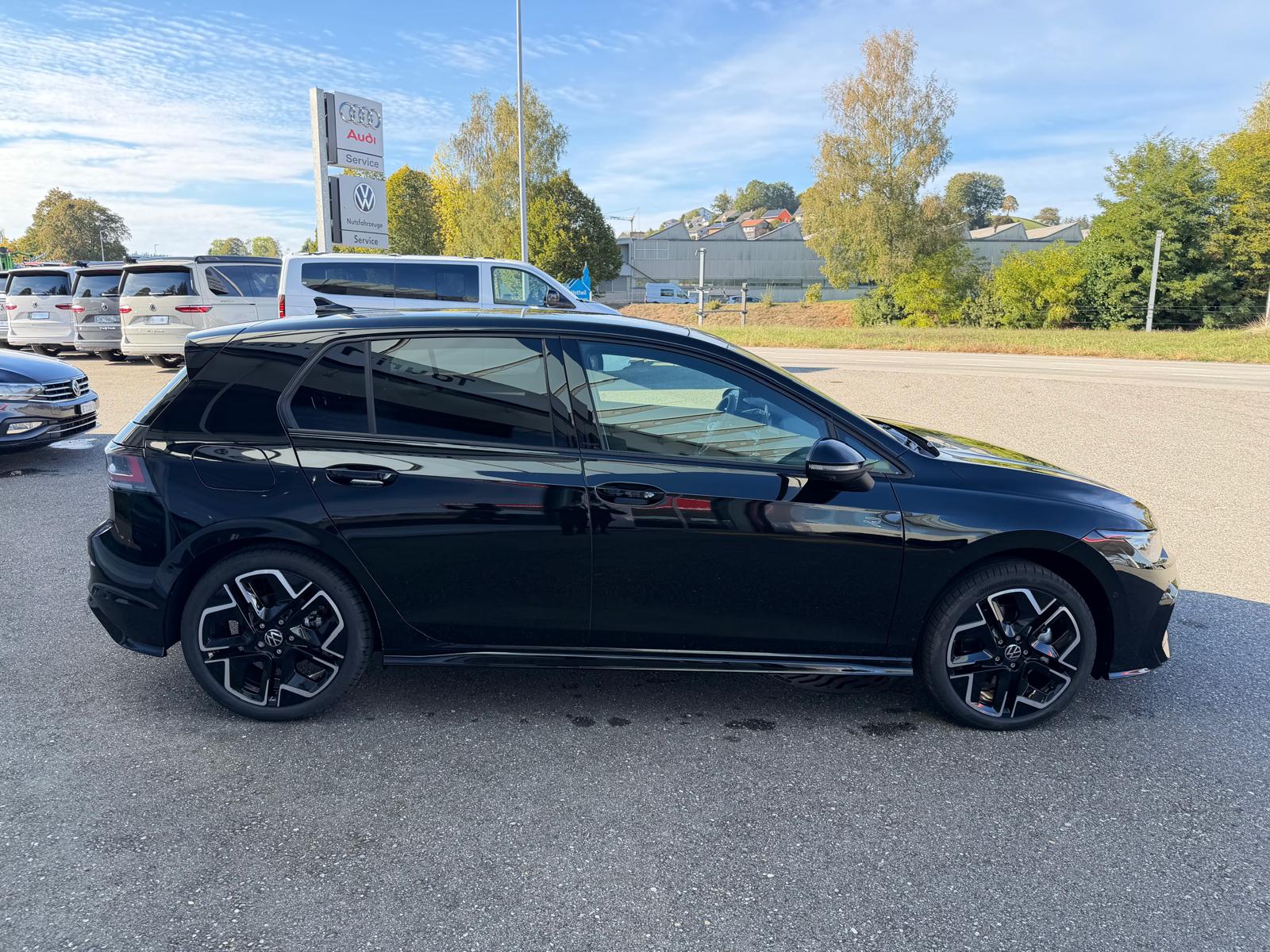 VW Golf 2.0 TSI R-Line DSG 4 Motion-image-5