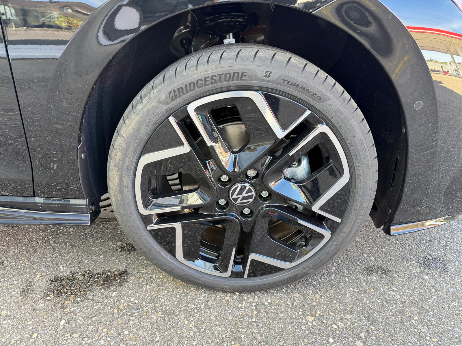 VW Golf 2.0 TSI R-Line DSG 4 Motion-image-9