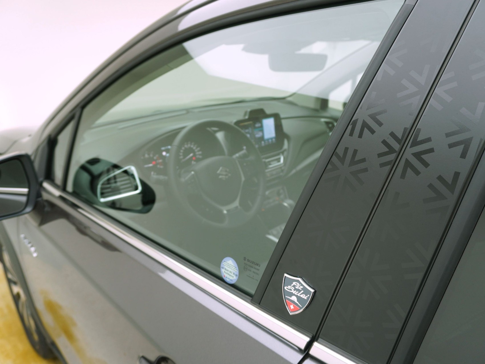 SUZUKI S-Cross 1.4 T Piz Sulai Top Hybrid 4x4-image-6