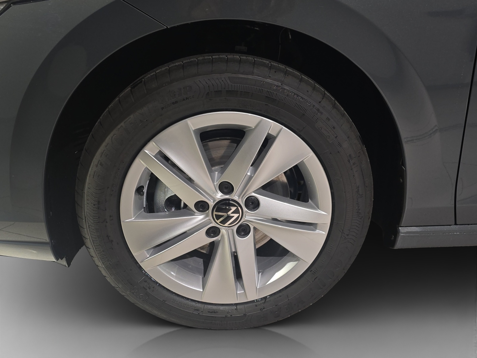 VW Golf 1.5 e TSI mHEV Value DSG-image-15