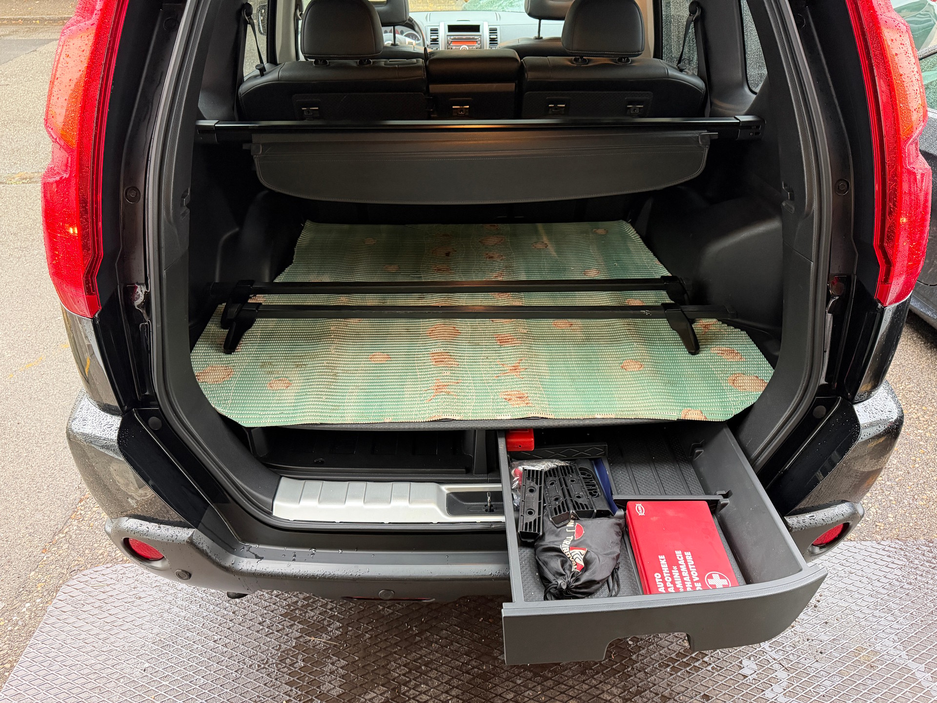 NISSAN X-Trail 2.5 16V Platinum-image-17