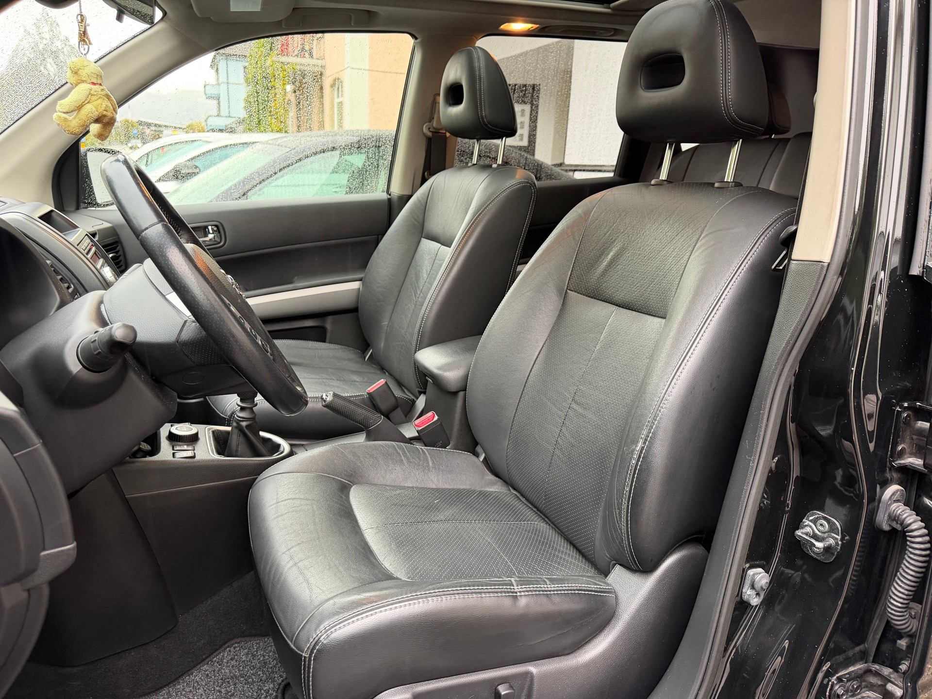 NISSAN X-Trail 2.5 16V Platinum-image-6