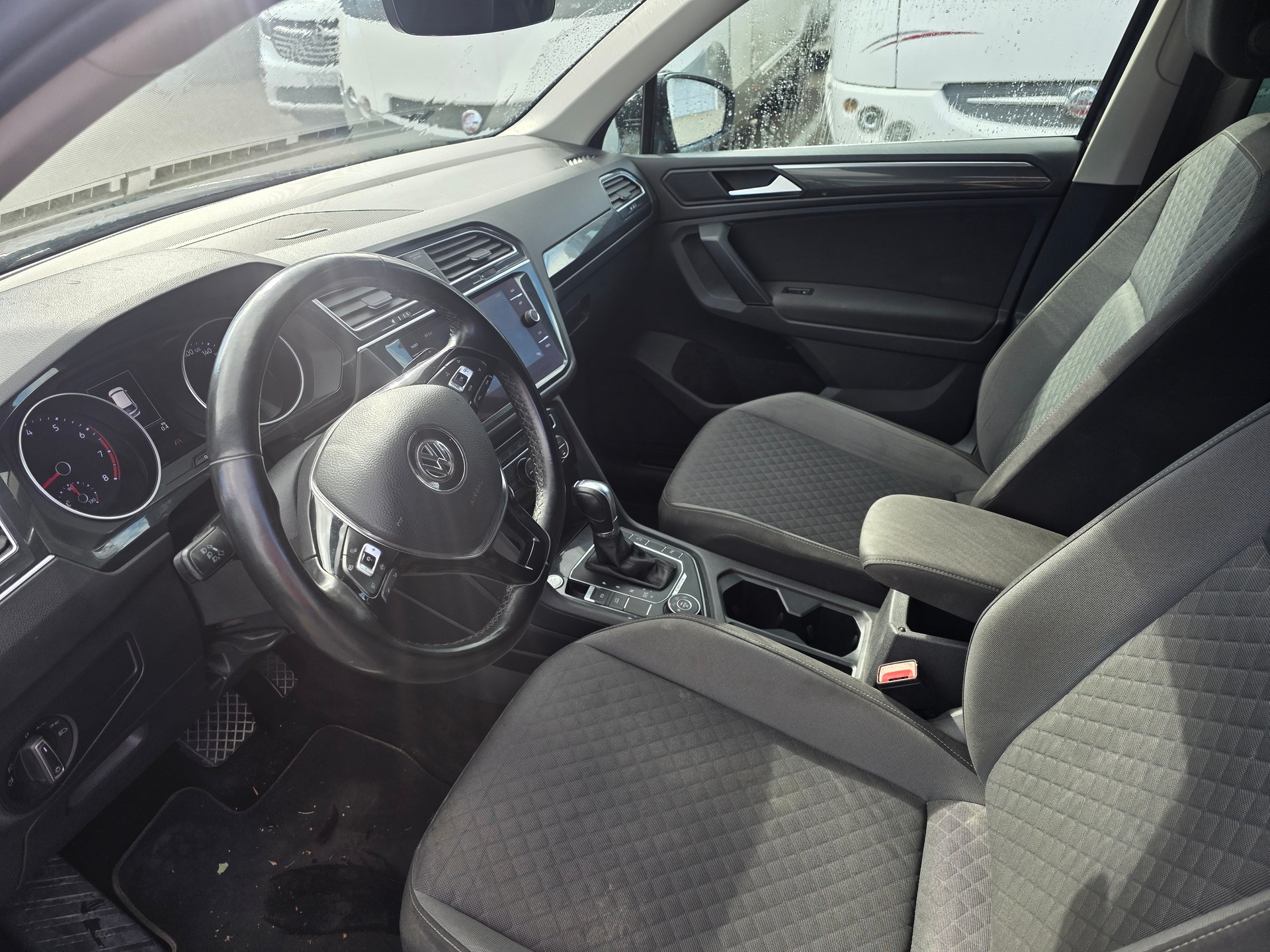 VW Tiguan 2.0TSI Comfortline 4Motion DSG-image-7