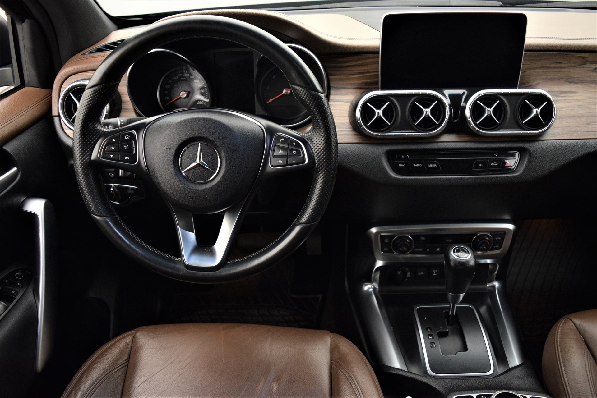 MERCEDES-BENZ X 250 d 4MATIC Power A Doppel Cab.-image-9