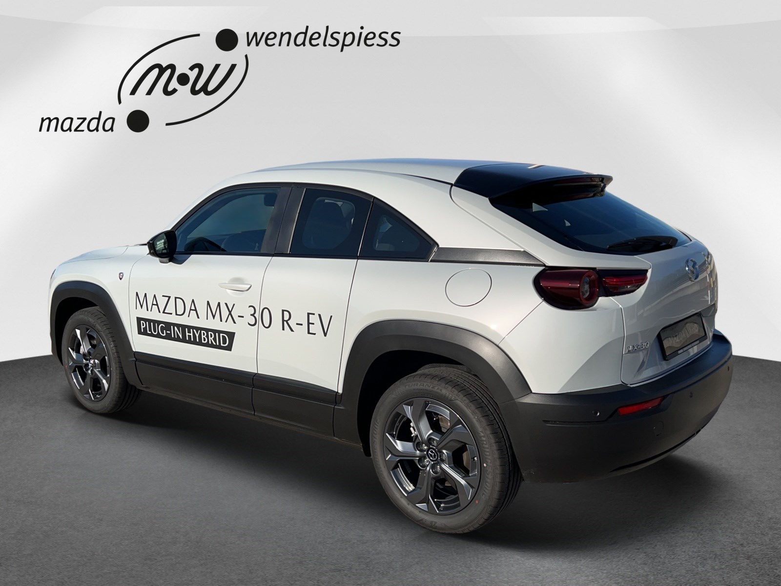 MAZDA MX-30 PHEV e-Skyactiv R-EV 170 Exclusive-Line-showroom-element-2