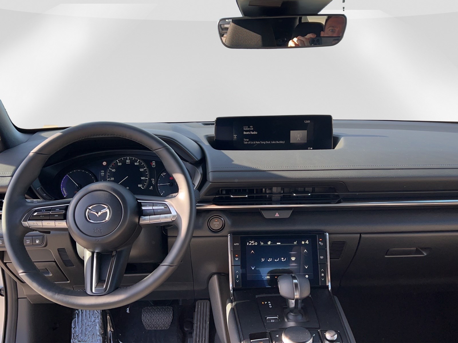MAZDA MX-30 PHEV e-Skyactiv R-EV 170 Exclusive-Line-image-5
