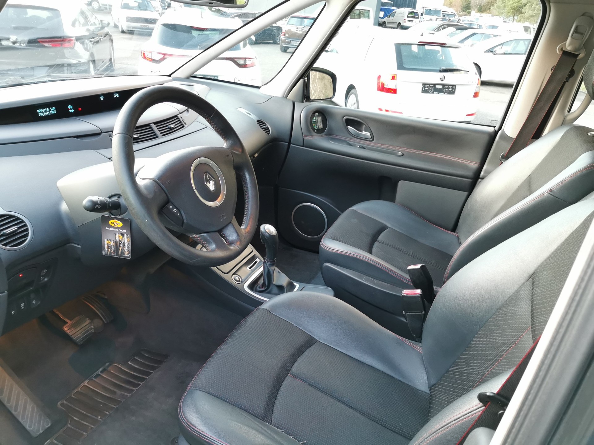 RENAULT Grand Espace 2.0 Turbo Swiss Edition Automatic-image-8