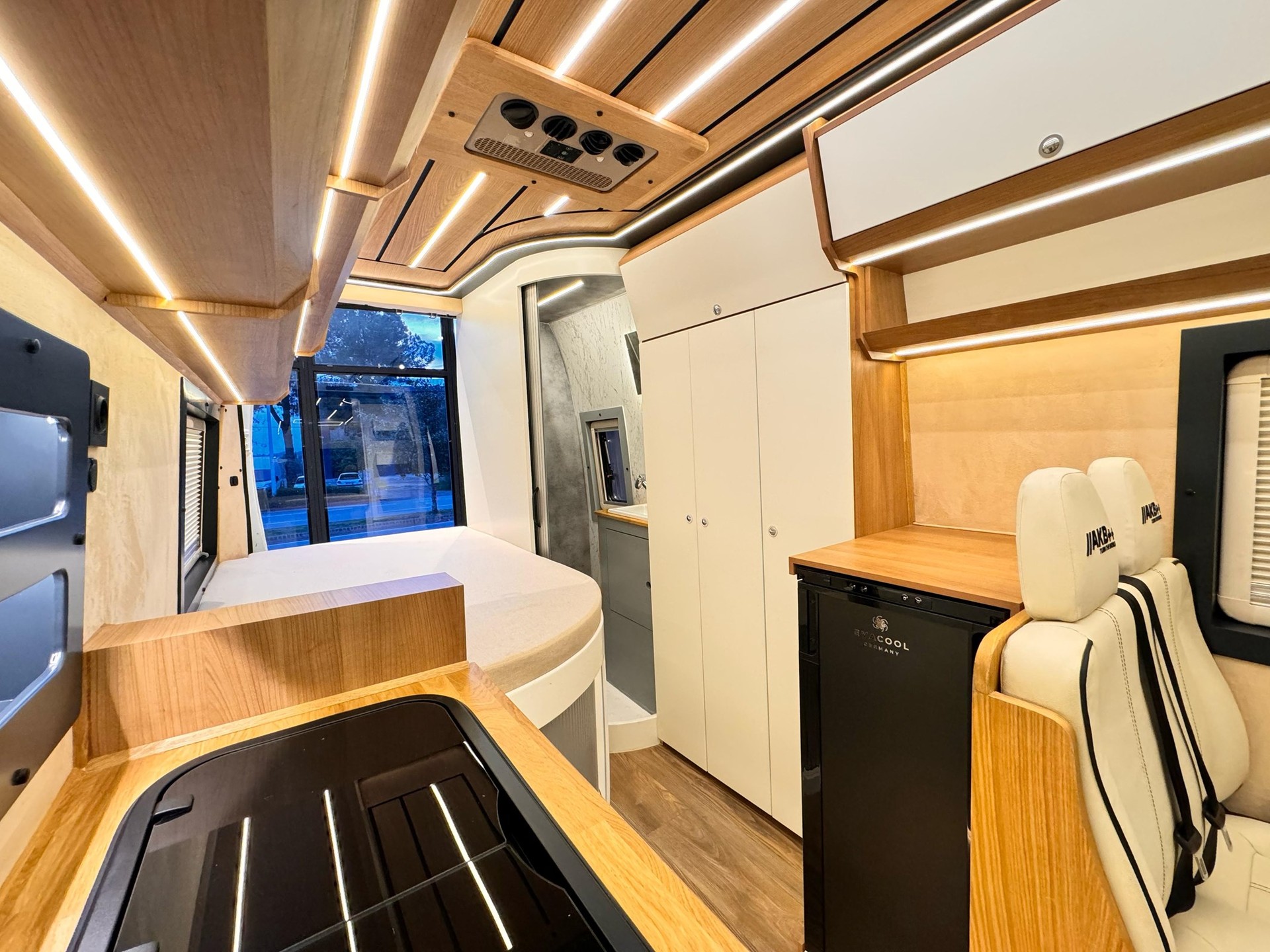 PEUGEOT BOXER AUSBAU ganz Neu unbenutzt-image-2