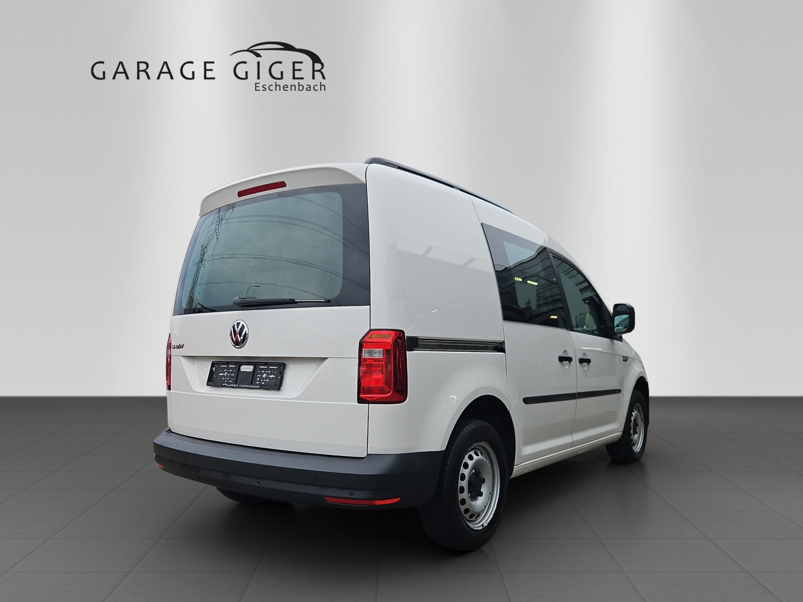 VW Caddy 2.0TDI BlueMotion Technology-image-3