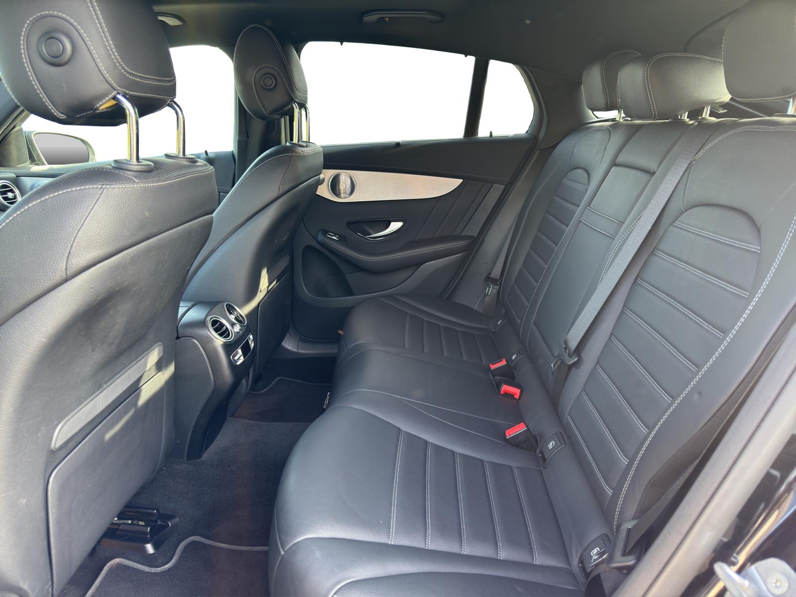 MERCEDES-BENZ GLC Coupé 300 AMG Line 4Matic 9G-Tronic-image-10