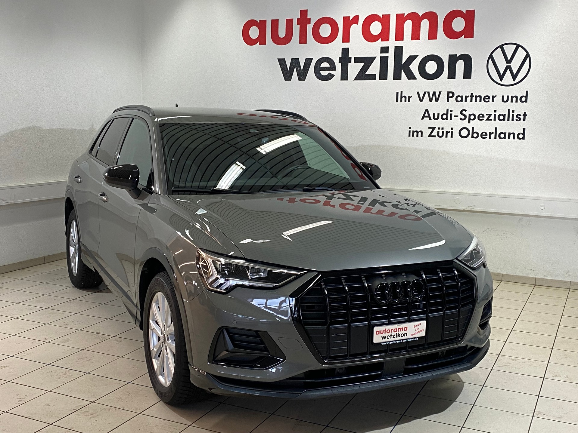 AUDI Q3 35 TFSI advanced Attraction S-tronic-image-1