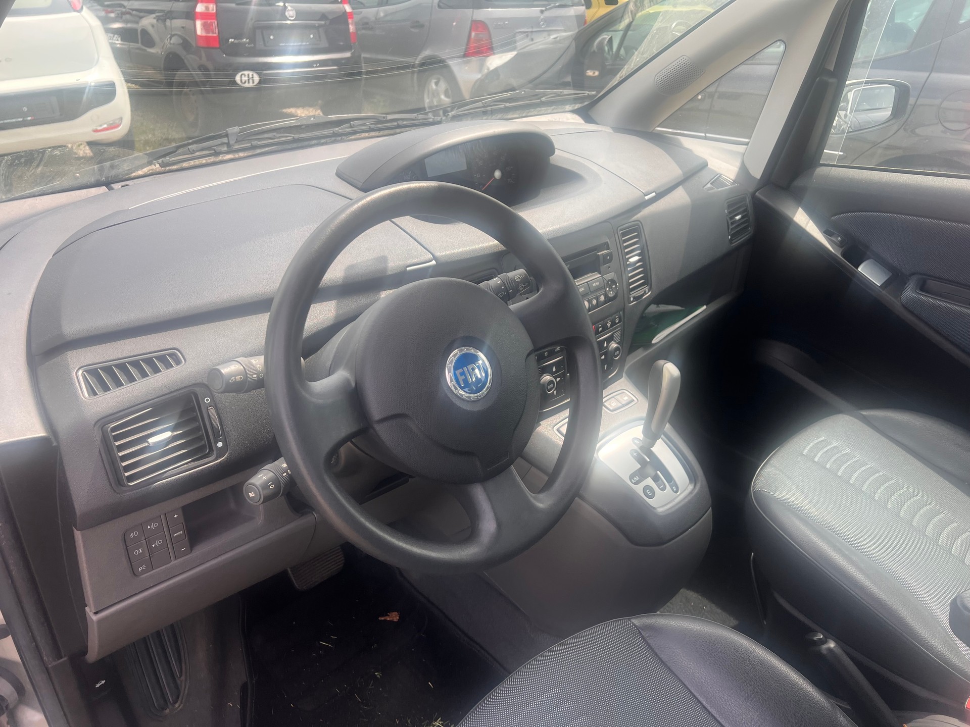 FIAT Idea 1.4 16V Emotion-image-7