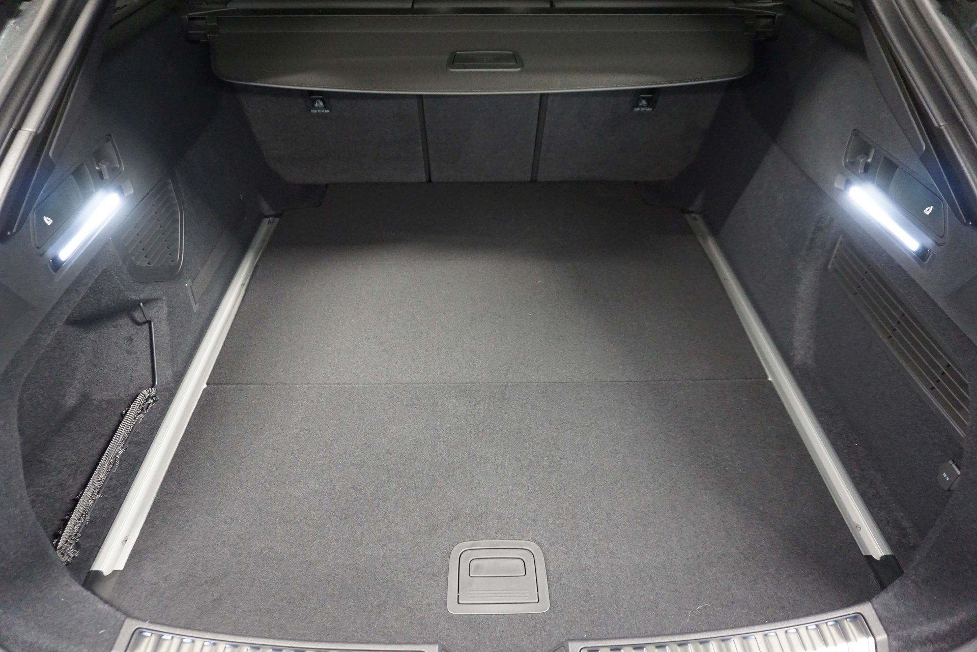 AUDI A6 Avant TFSI quattro 270 kW S tronic-image-11