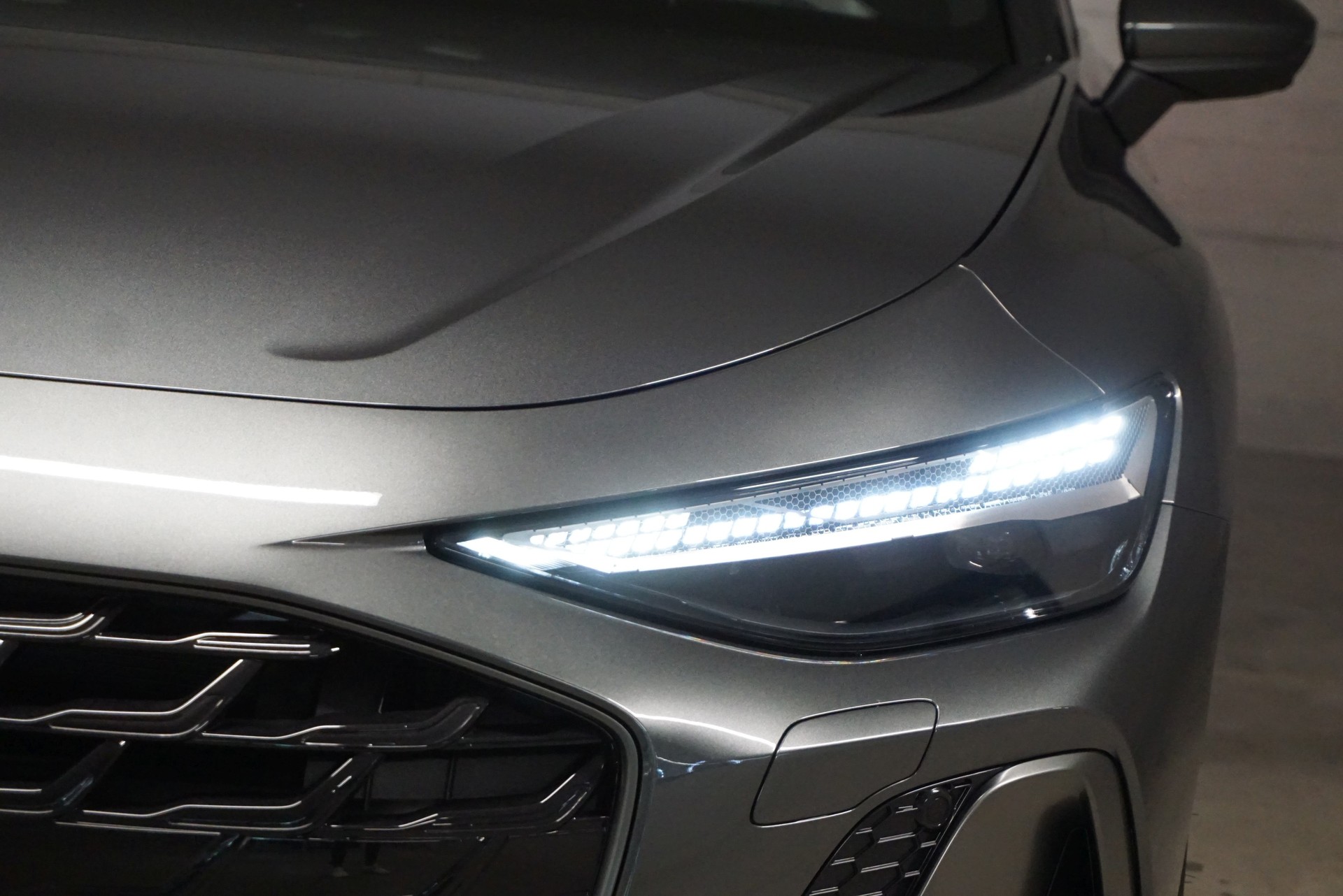 AUDI A6 Avant TFSI quattro 270 kW S tronic-image-5
