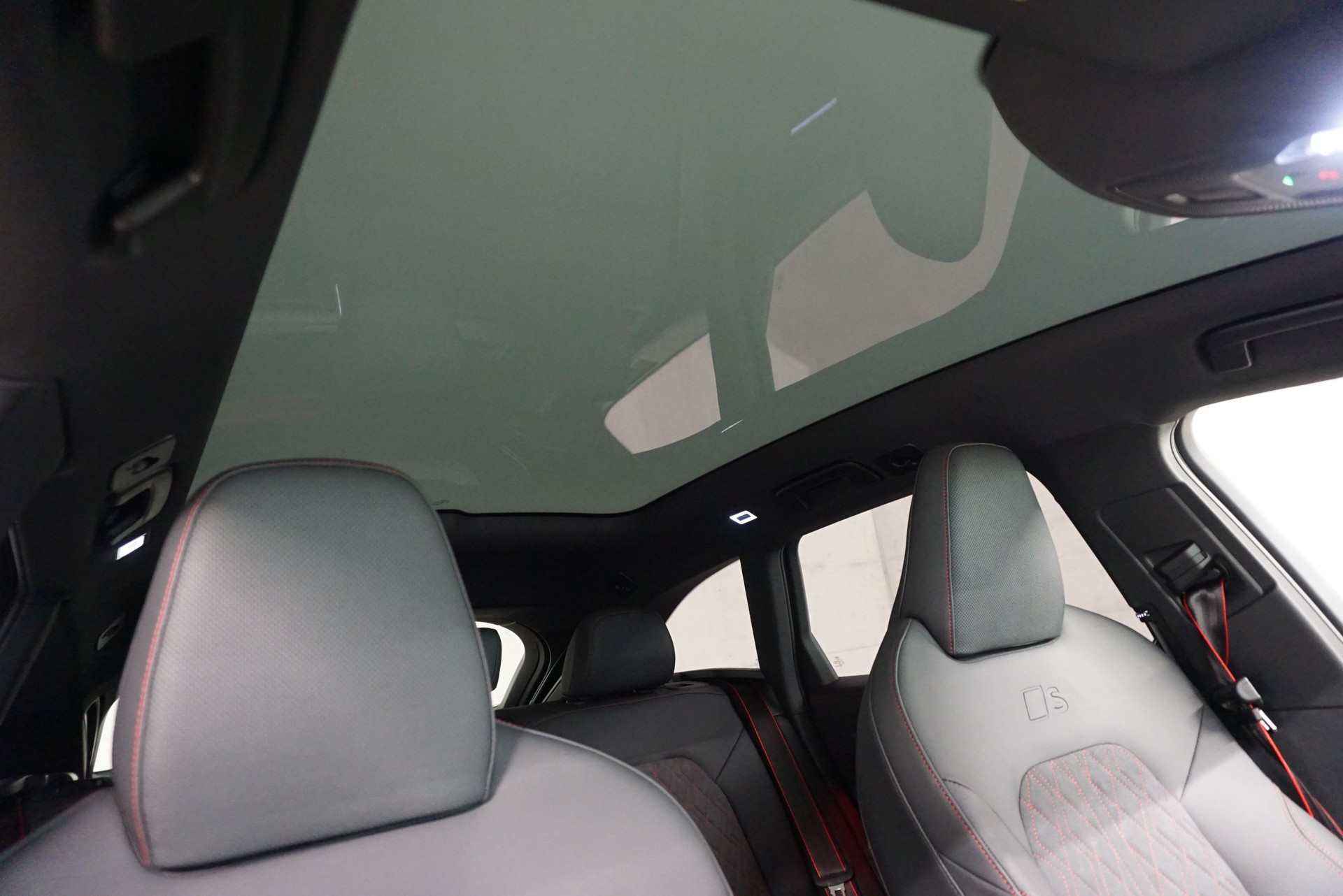 AUDI A6 Avant TFSI quattro 270 kW S tronic-image-10