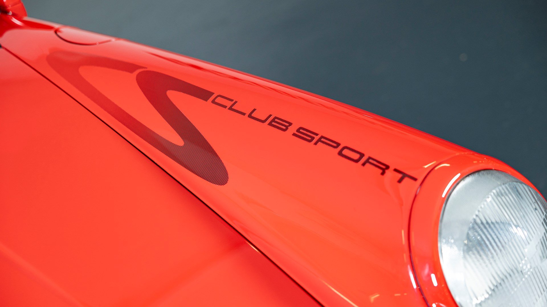 PORSCHE Club Sport-image-12