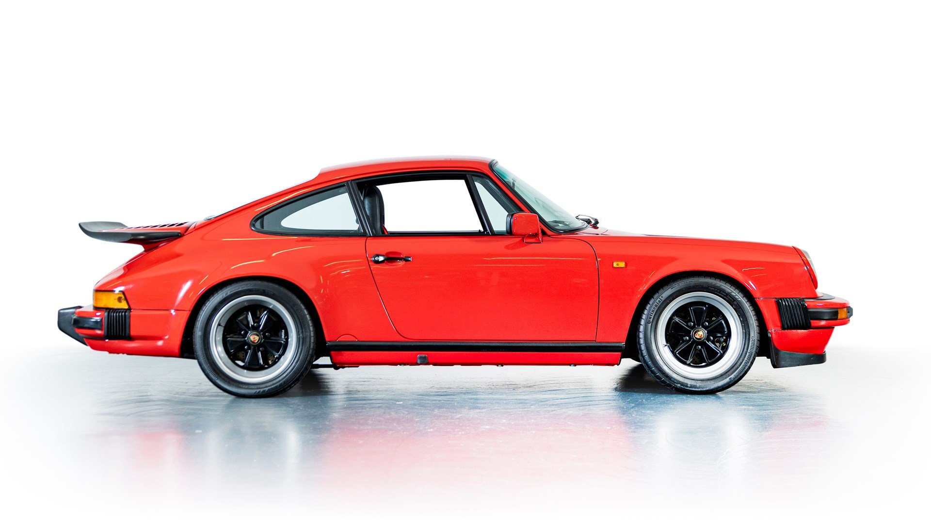 PORSCHE Club Sport-image-4