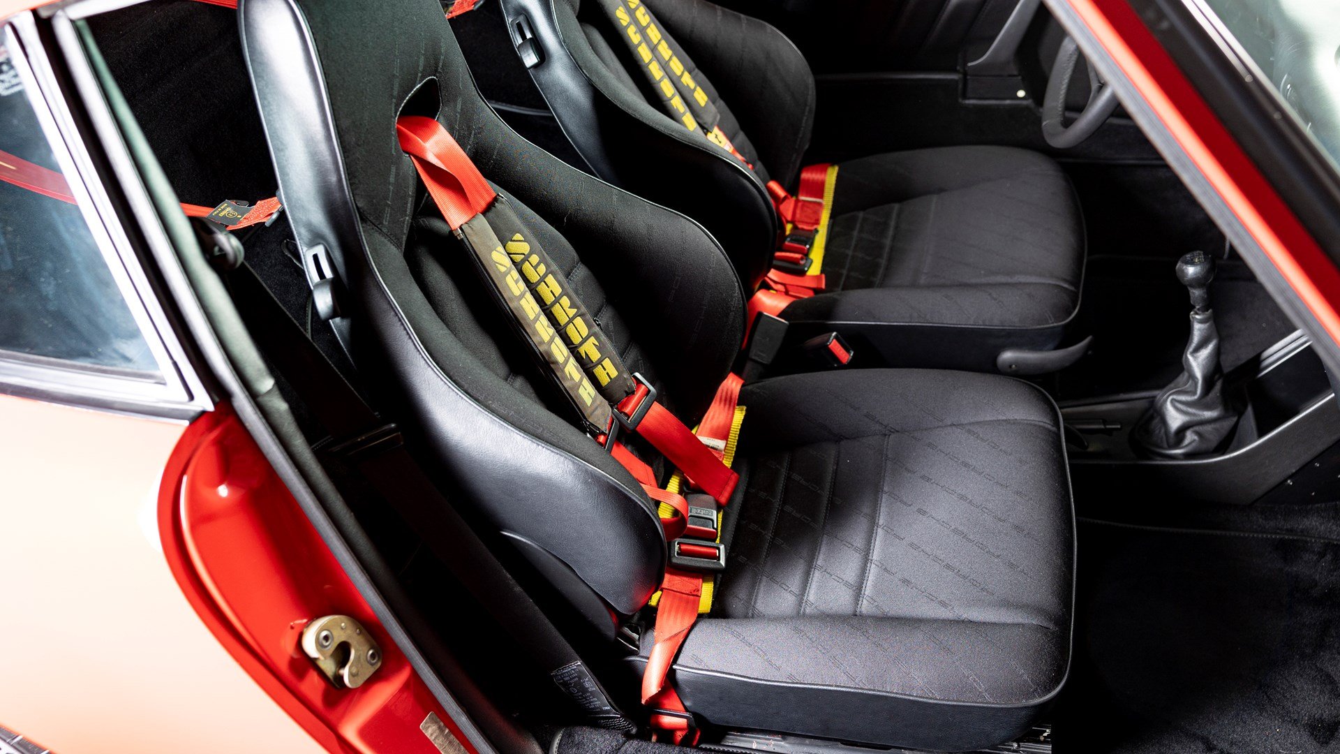 PORSCHE Club Sport-image-14