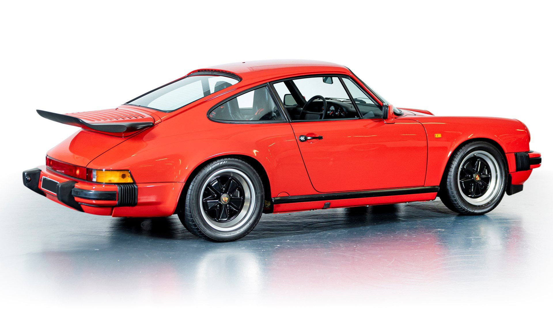 PORSCHE Club Sport-image-0