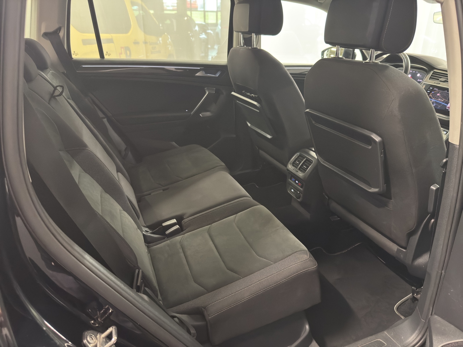 VW Tiguan Allspace 2.0 TSI Highline DSG-image-9