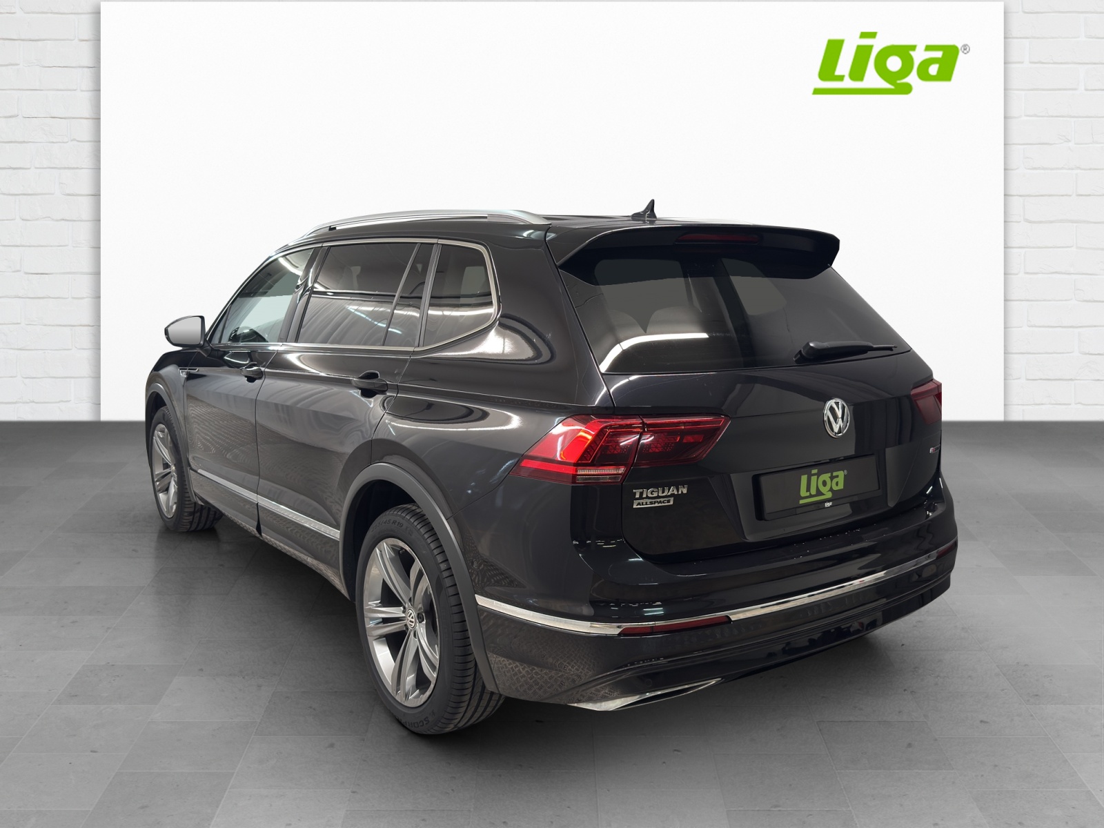 VW Tiguan Allspace 2.0 TSI Highline DSG-image-3