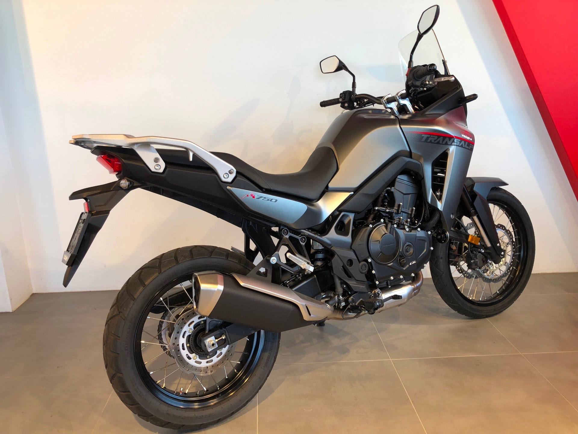 HONDA XL 750 Transalp-showroom-element-3