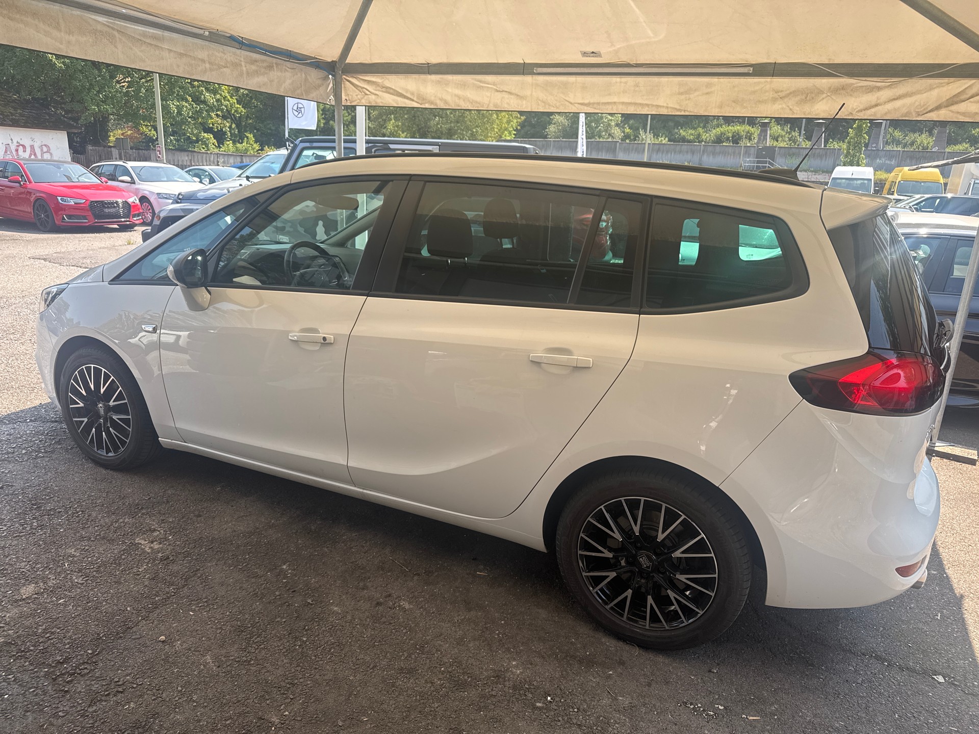 OPEL Zafira 1.6i Turbo Sport Automatic-image-2