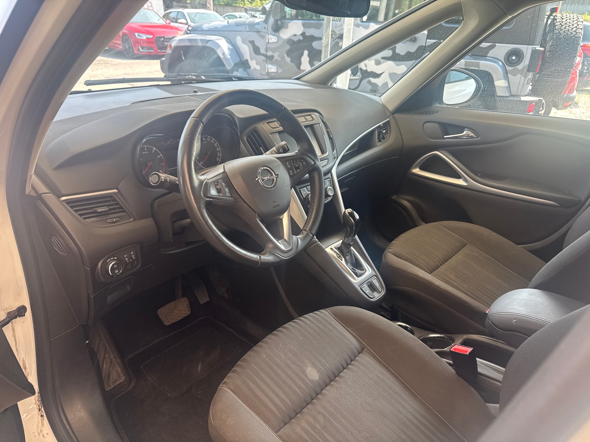 OPEL Zafira 1.6i Turbo Sport Automatic-image-8