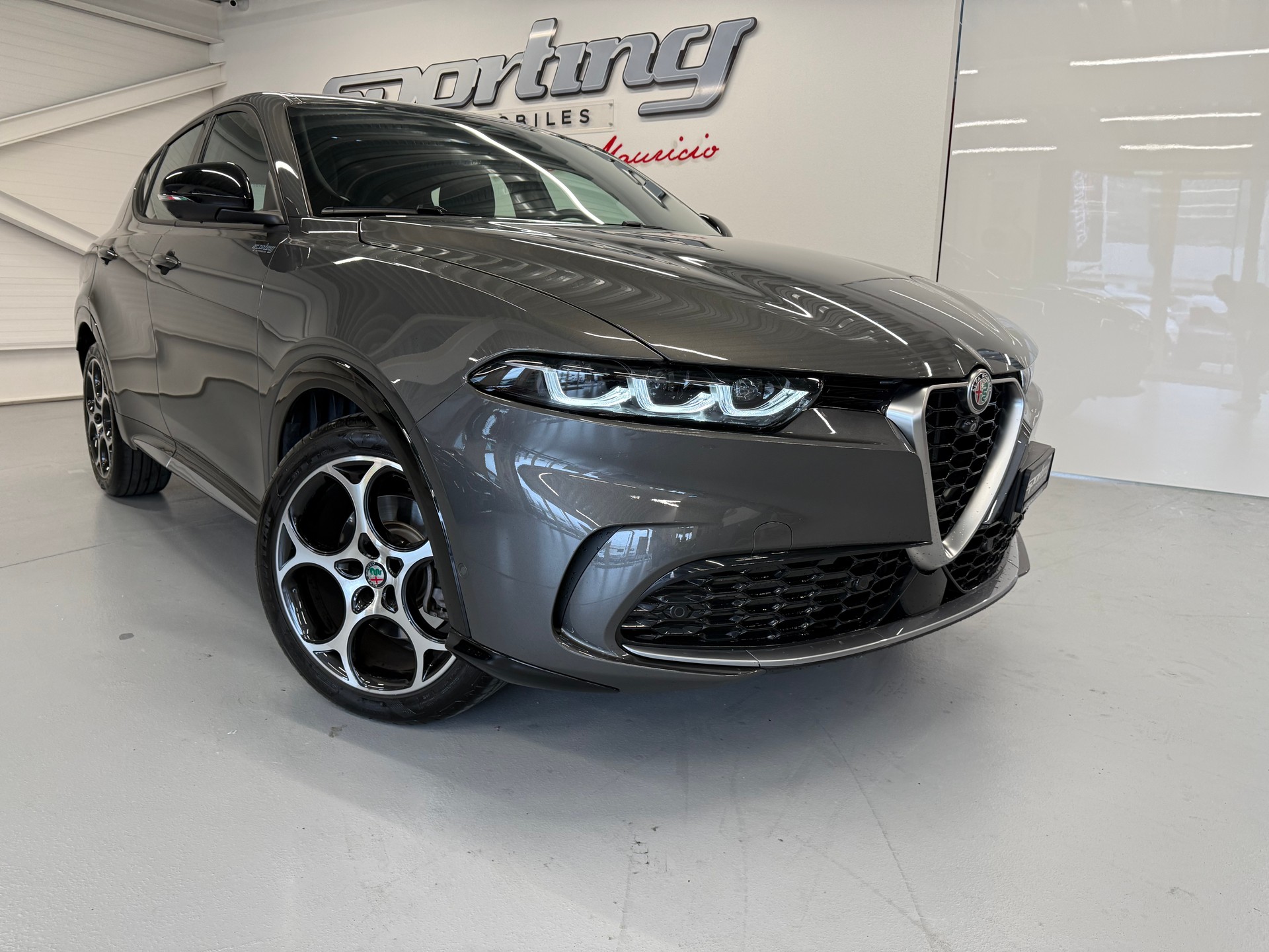 ALFA ROMEO Tonale 1.5 48V Hybrid Ti Pack Premium-image-1