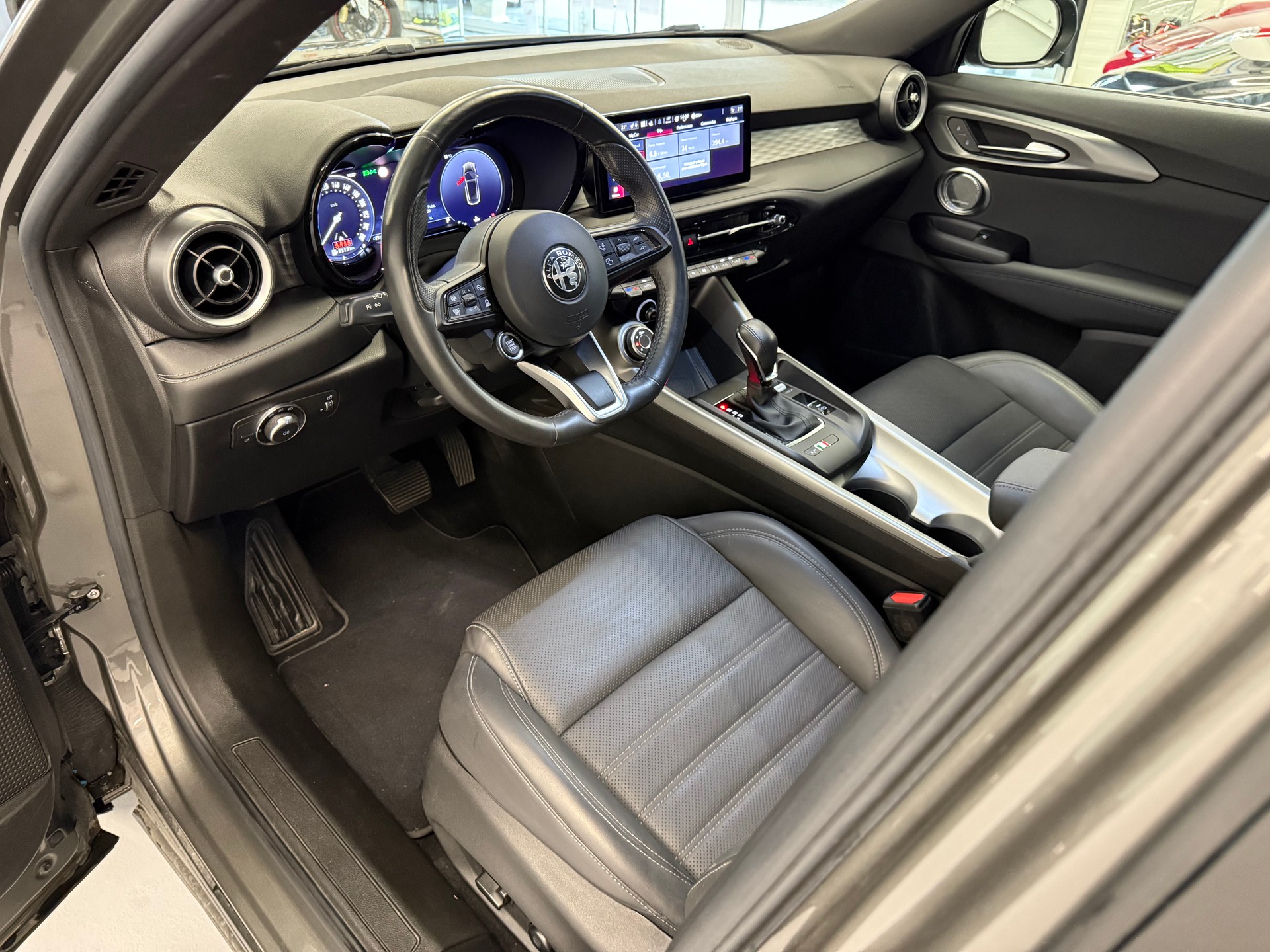 ALFA ROMEO Tonale 1.5 48V Hybrid Ti Pack Premium-image-11