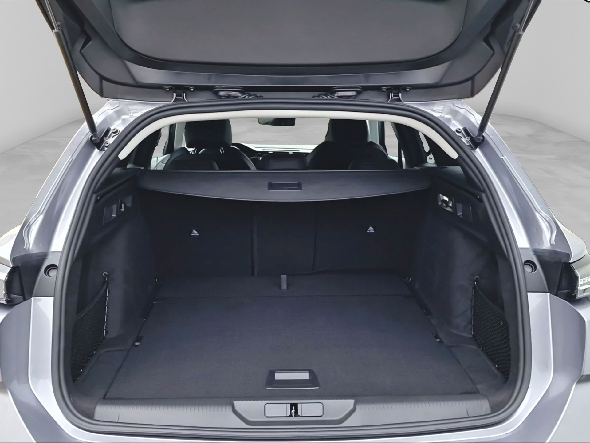 PEUGEOT 308 SW 1.2 PureTech Allure Pack-image-14