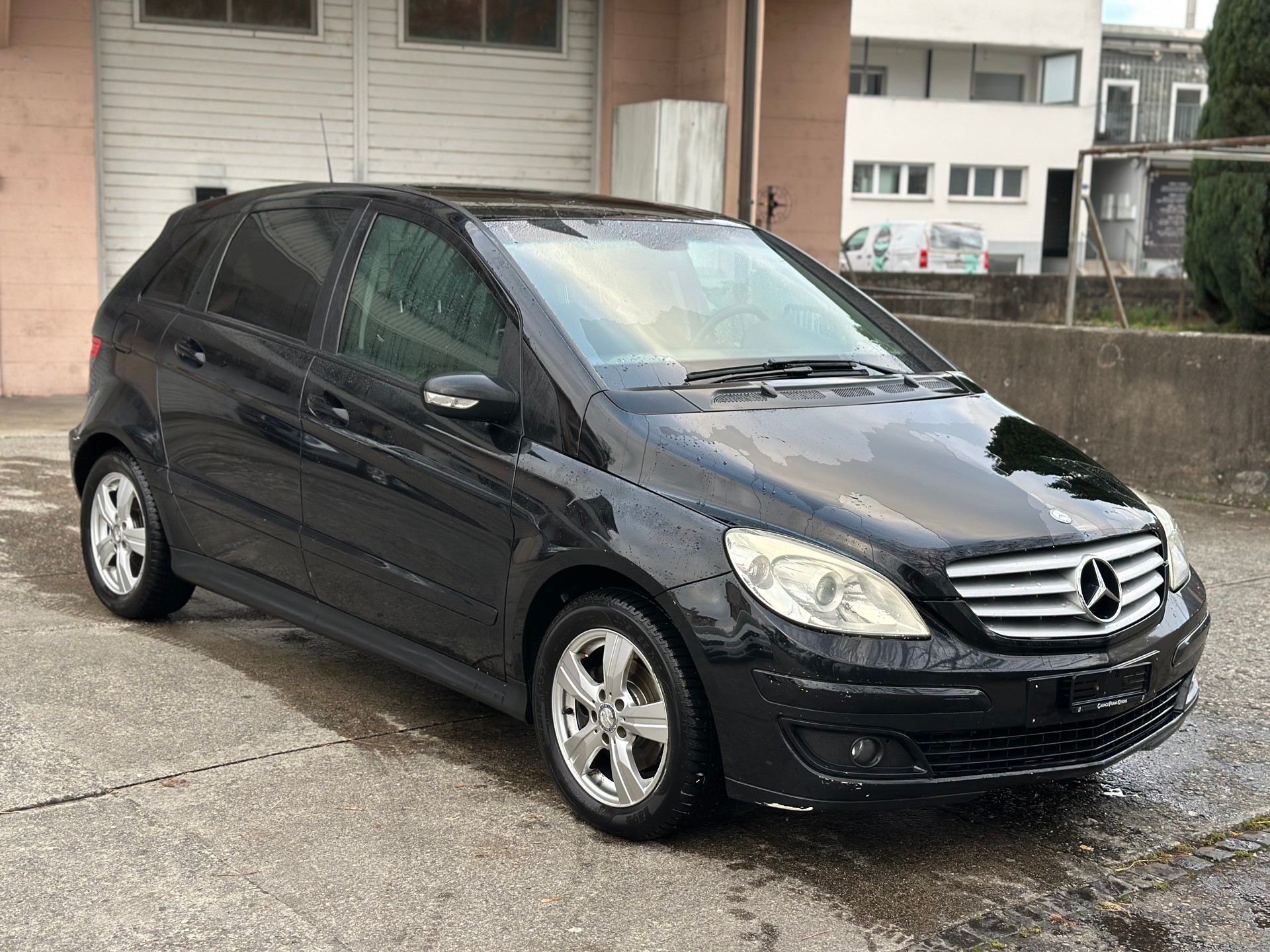 MERCEDES-BENZ B 180 CDI-image-1