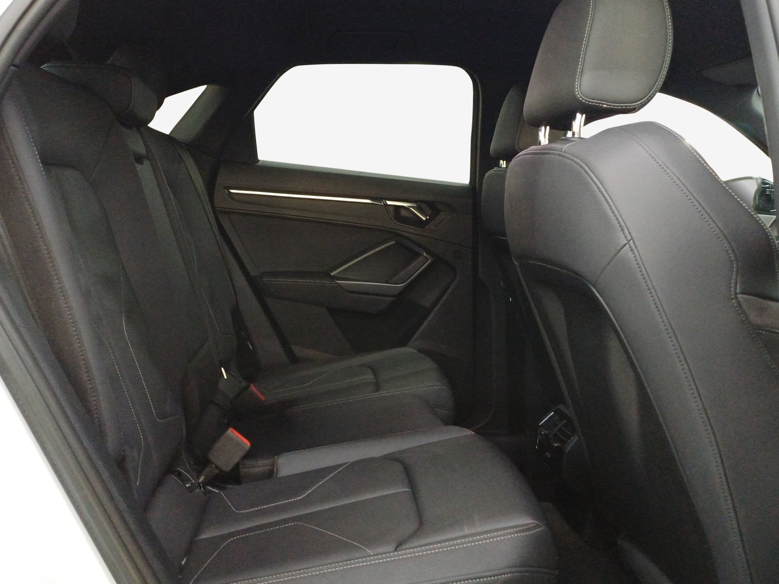AUDI Q3 Sportback 35 TFSI S line Attraction S-tronic-image-13