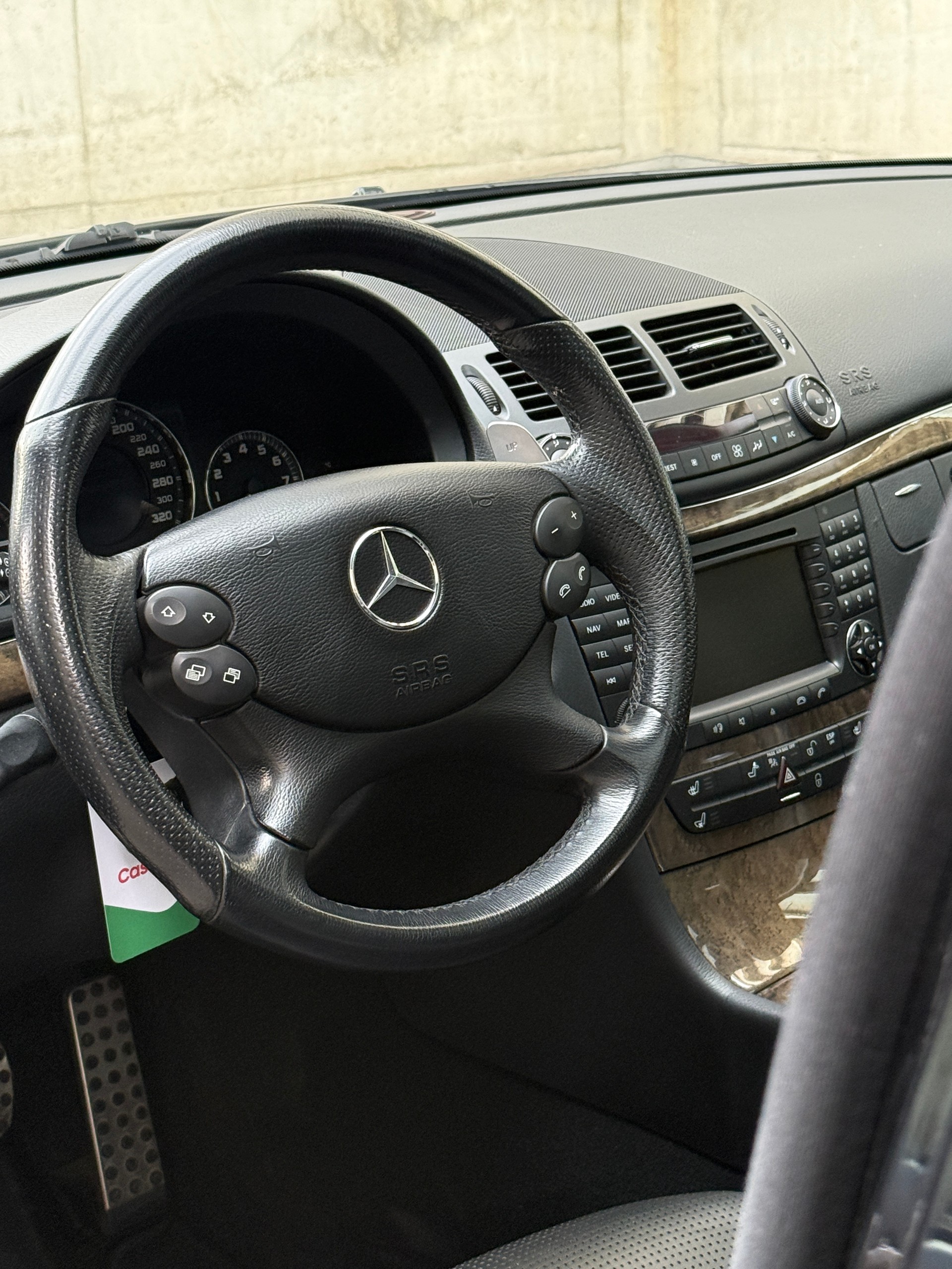 MERCEDES-BENZ E 63 AMG Avantgarde 7G-Tronic-image-8