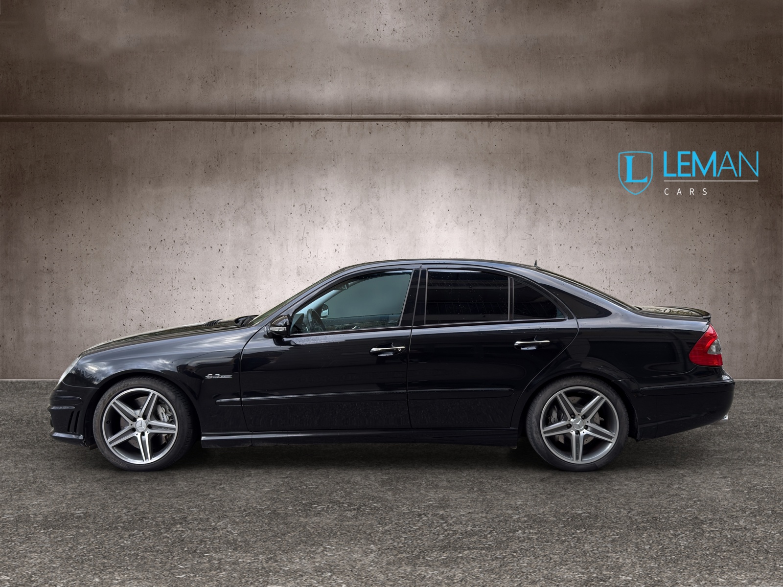 MERCEDES-BENZ E 63 AMG Avantgarde 7G-Tronic-image-7