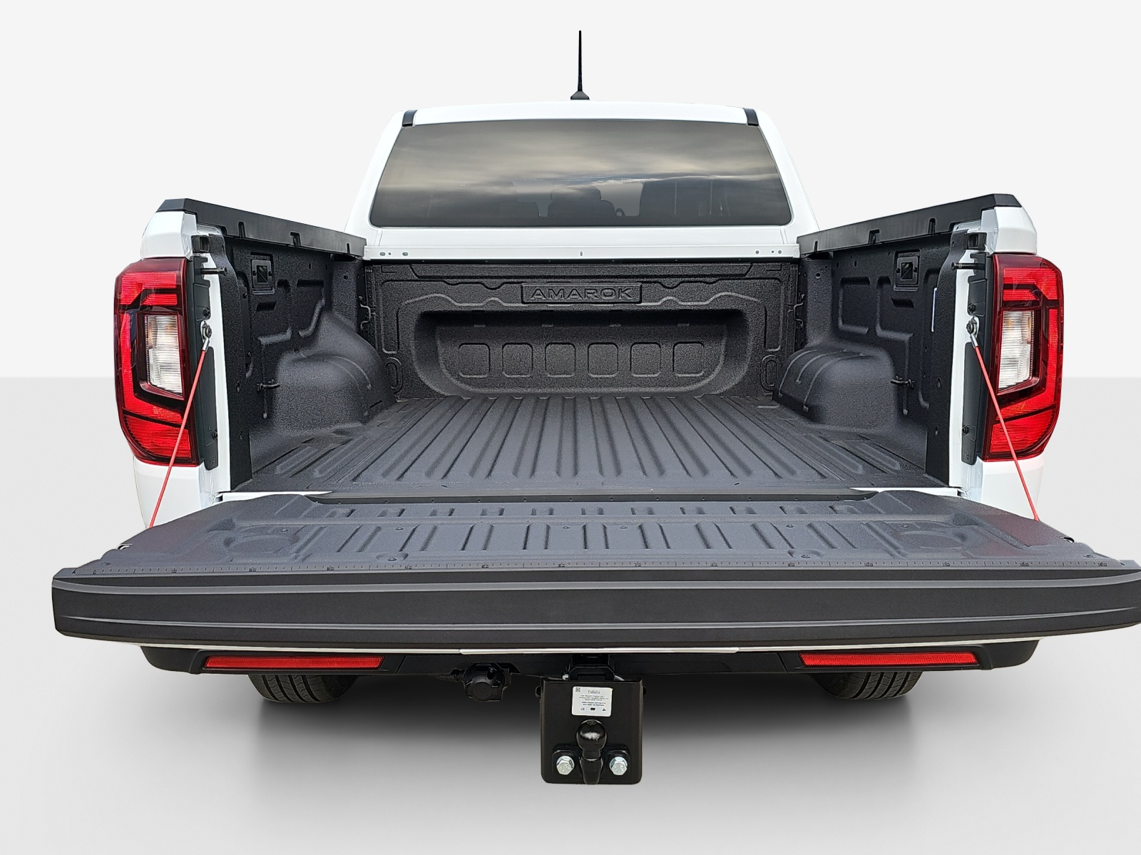 VW Amarok 2.0TDI Life-image-12