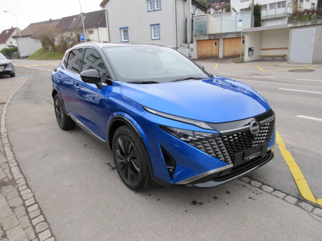 NISSAN Qashqai 1.3 DIG-T 158 Tekna 4x4-showroom-element-3
