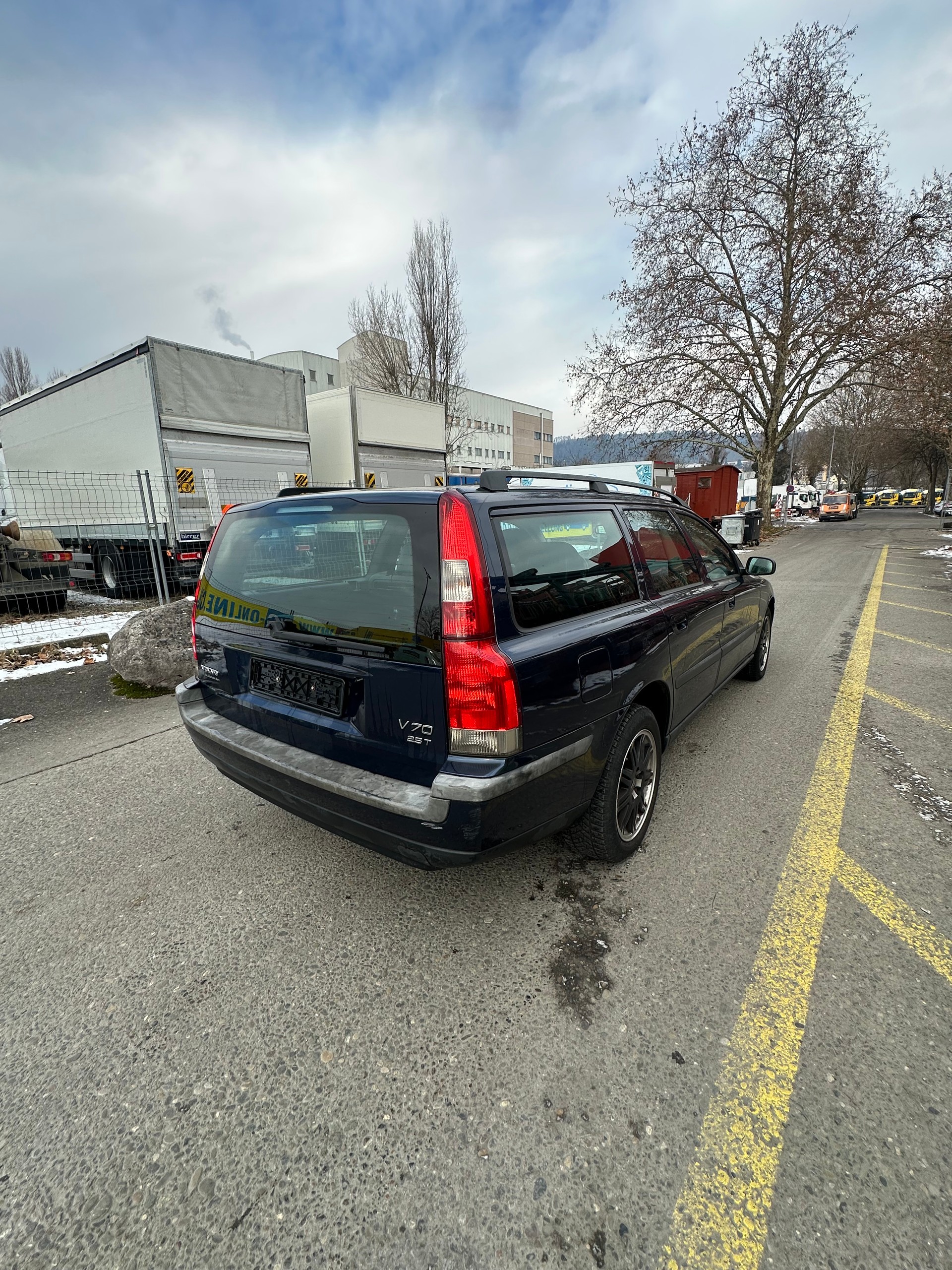 VOLVO V70 2.5T AWD-image-7