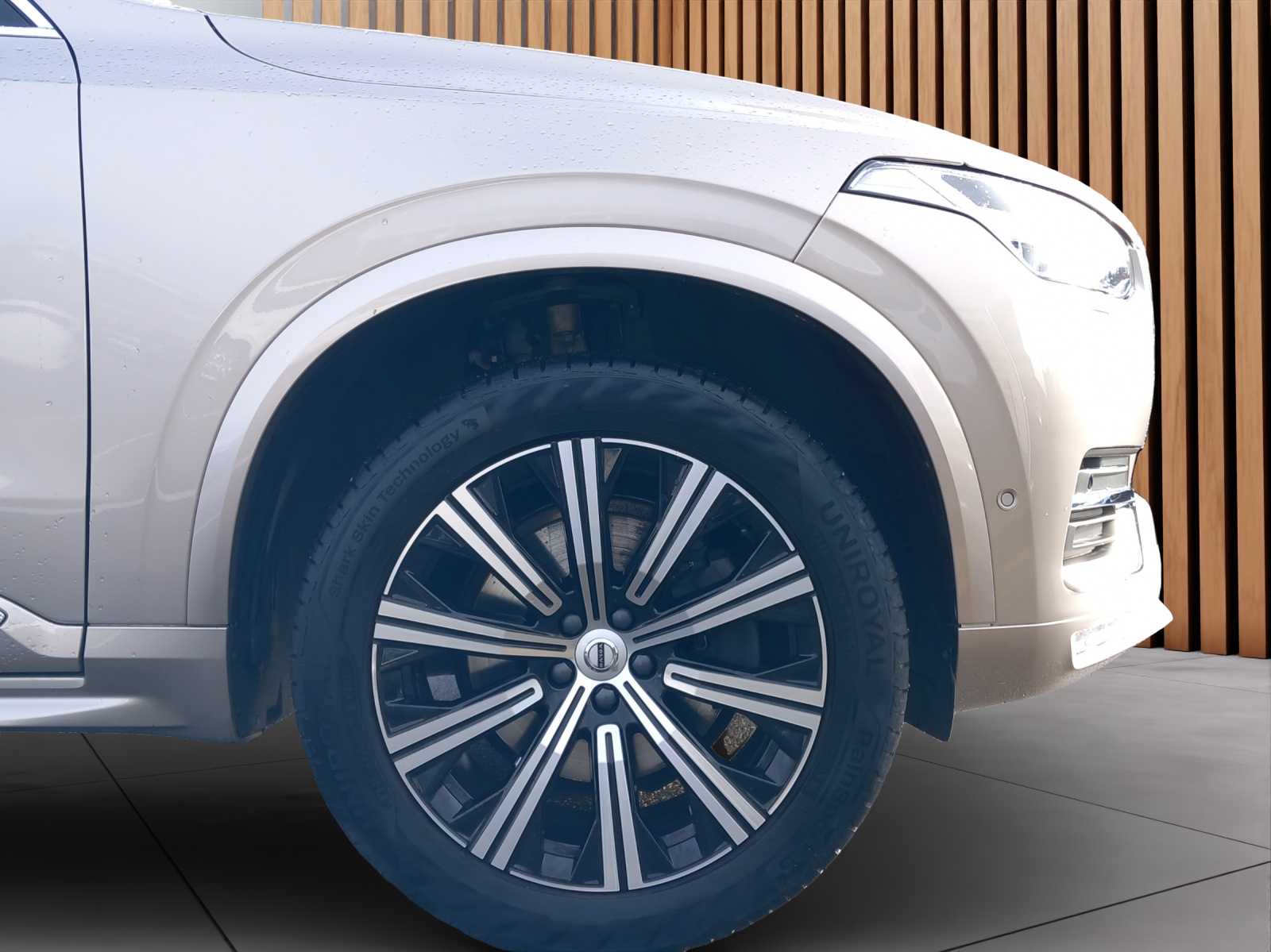 VOLVO XC90 2.0 B5 MH Plus Bright 5P. AWD-image-22