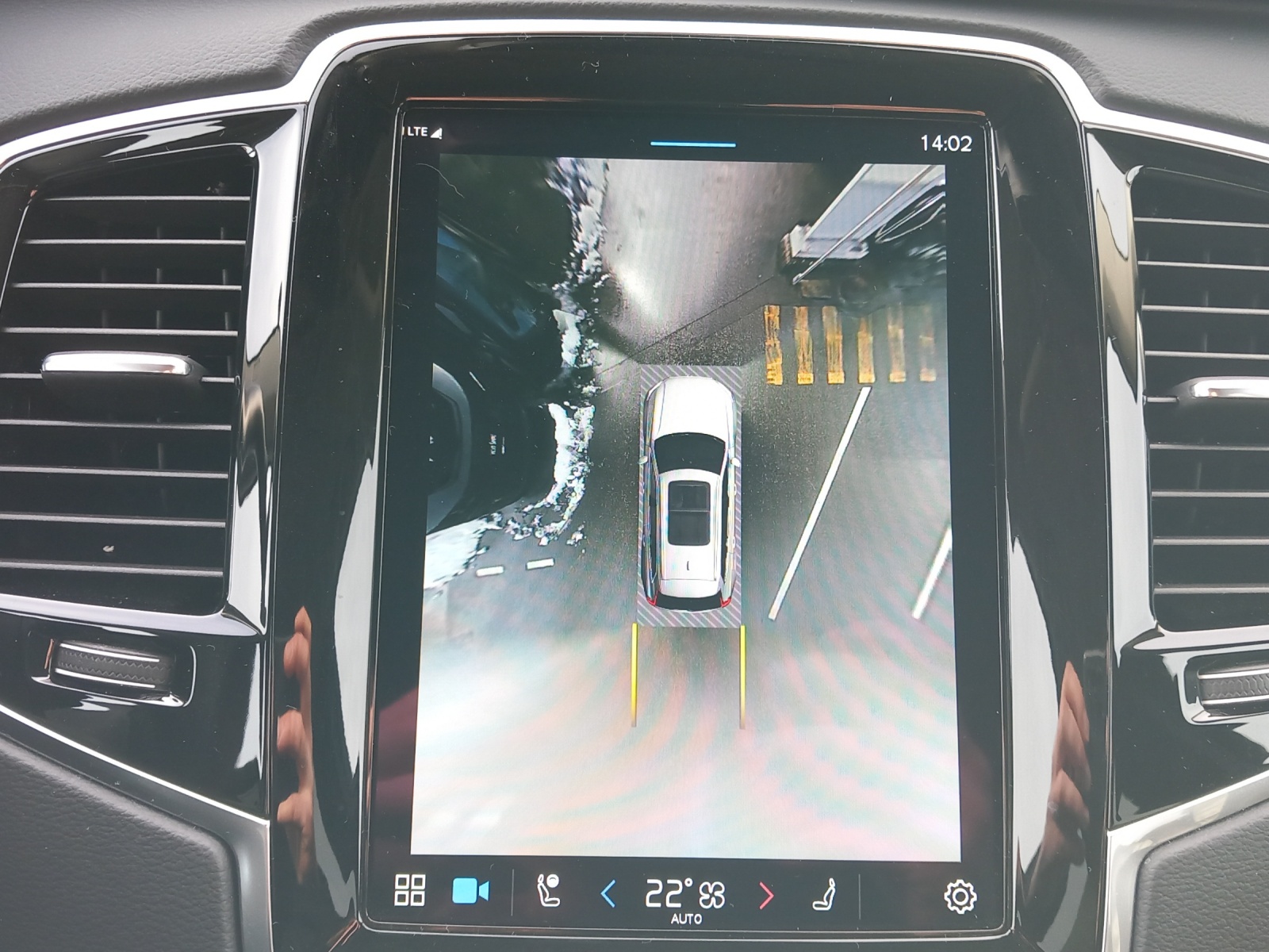 VOLVO XC90 2.0 B5 MH Plus Bright 5P. AWD-image-13