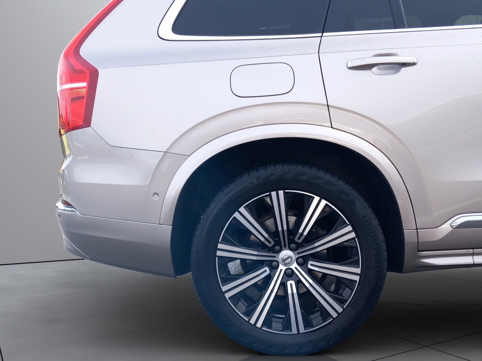 VOLVO XC90 2.0 B5 MH Plus Bright 5P. AWD-image-21