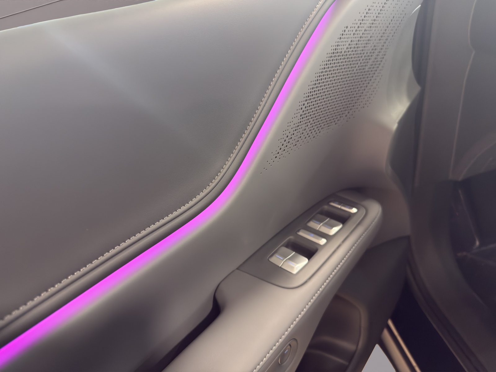 XPENG G6 87,5kWh Performance AWD-image-5