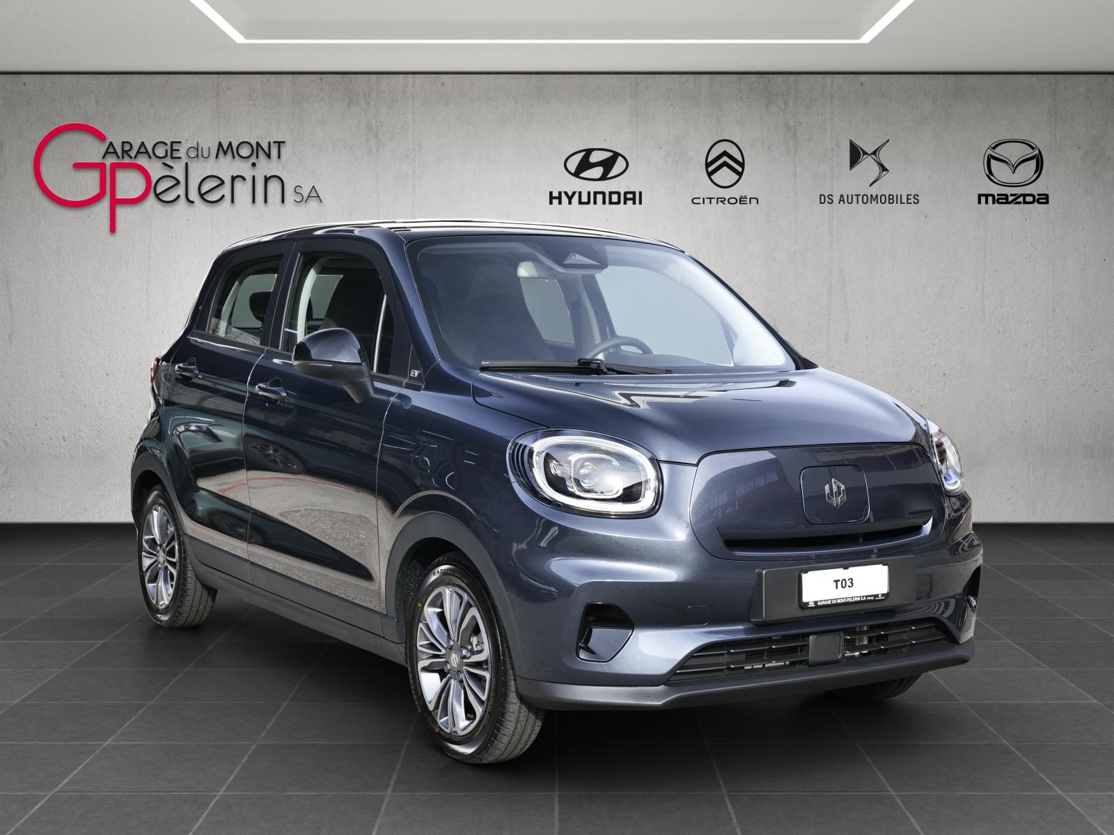 LEAPMOTOR T03 Electric-showroom-element-1