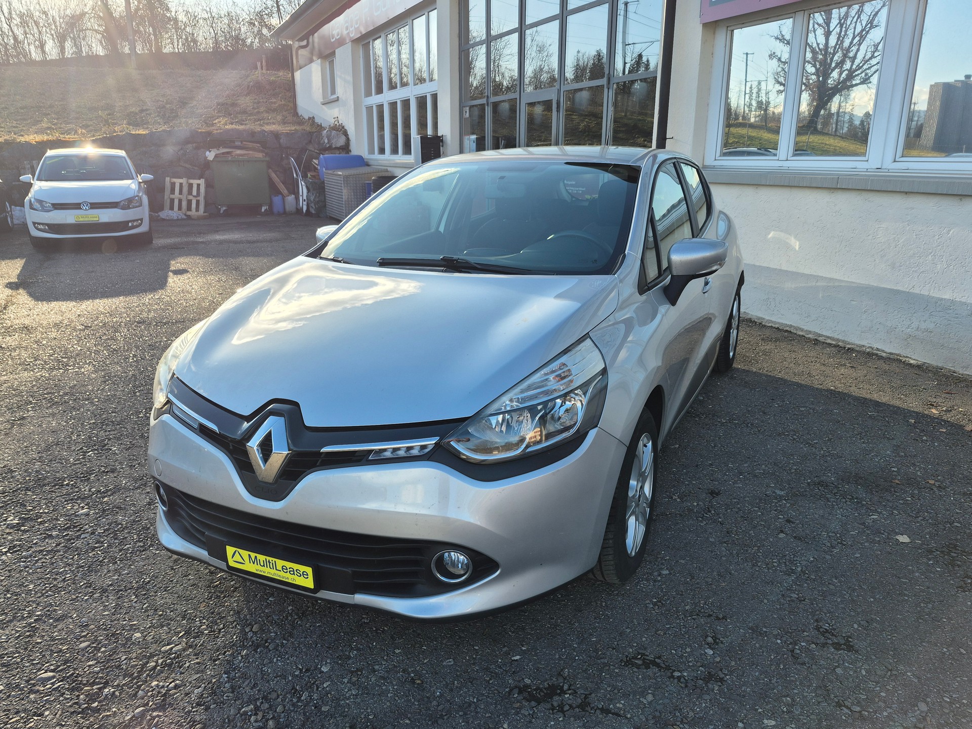 RENAULT Clio 0.9 12V Expression-image-3