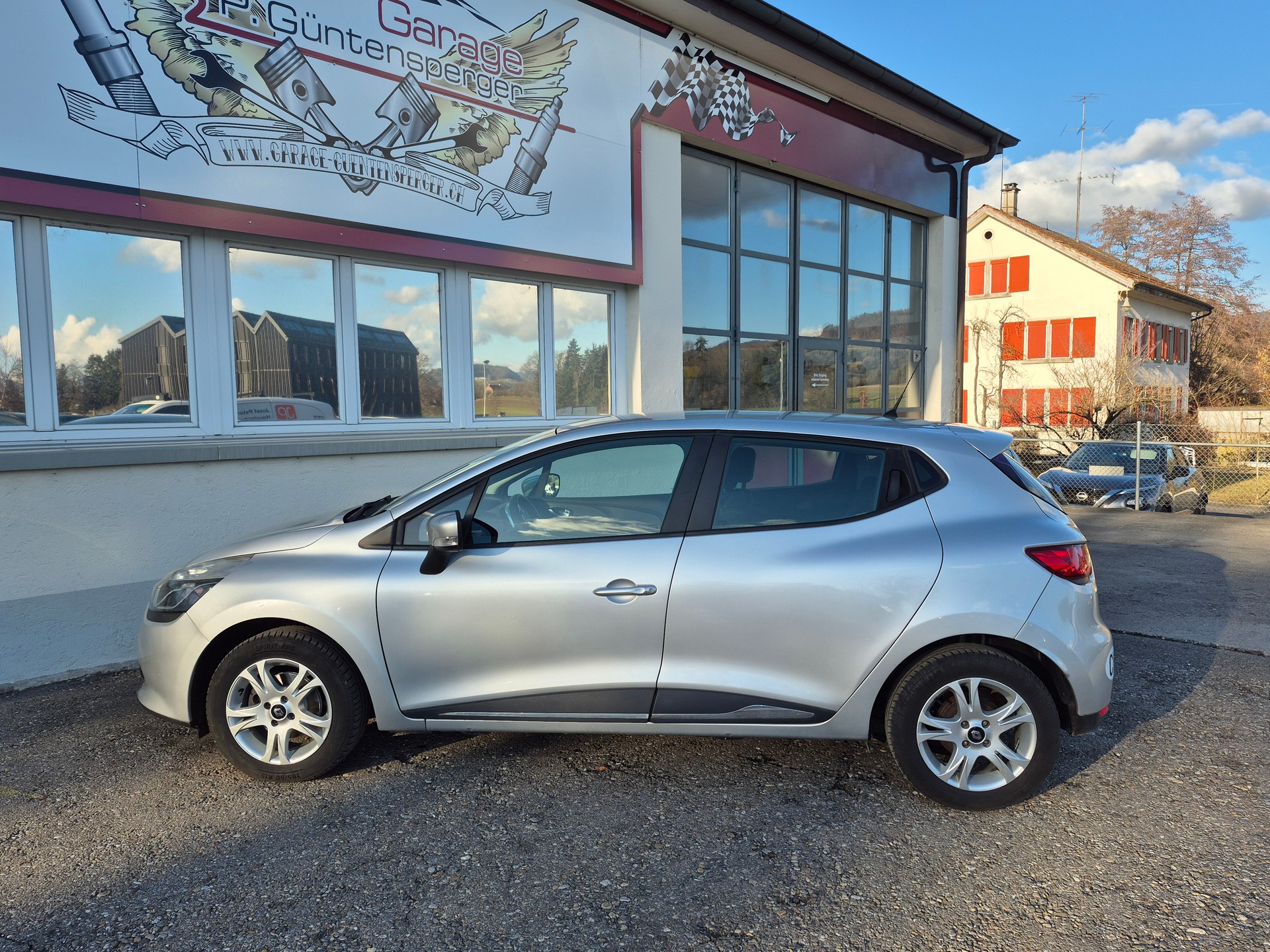RENAULT Clio 0.9 12V Expression-image-4