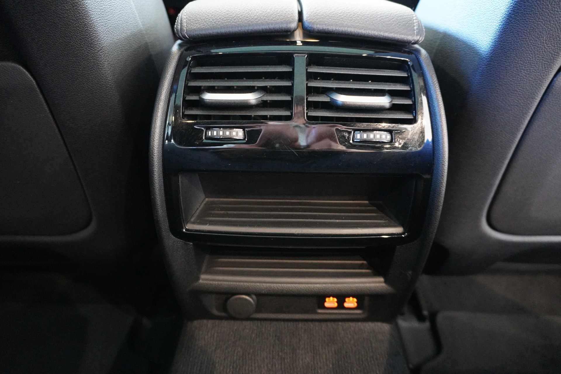 BMW 540d xDrive 48V Touring M Sport Steptronic-image-21