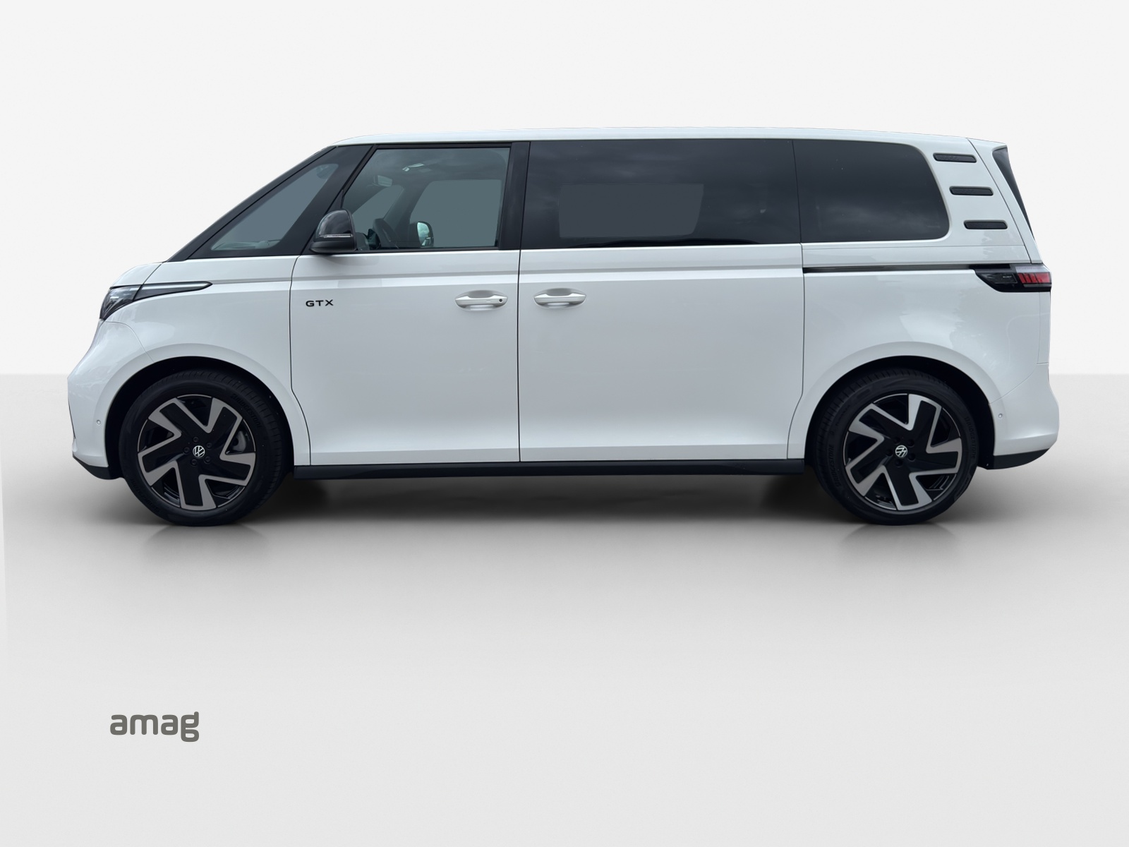 VW ID.Buzz LWB GTX 4 Motion-image-1